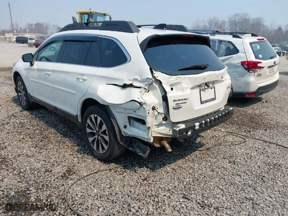 2016 Subaru Outback 2.5i Limited with VIN 4S4BSBNC6G3211922, listed as a IAAI auction lot 41847788 with 98,376 mi miles. Bid and sale history available at carsss.com. Image 3.