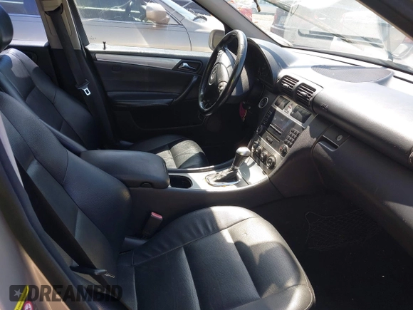 2006 Mercedes-Benz C 230 Sport with VIN WDBRF52H06E021589, listed as a IAAI auction lot 41994112 with 168,929 mi miles and . Bid and sale history available at carsss.com. Image 5.