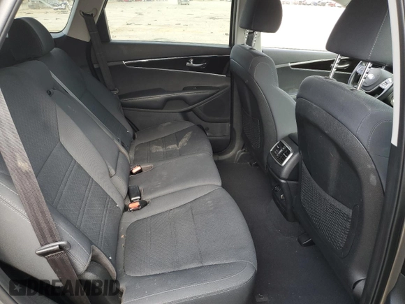 2019 Kia Sorento LX with VIN 5XYPGDA33KG525268, listed as a Copart auction lot 49307155 with 110,945 mi miles and Salvage Title. Bid and sale history available at carsss.com. Image 11.