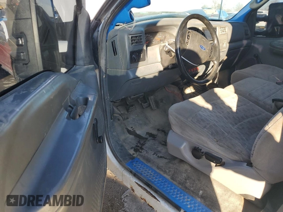 2003 Ford Super Duty F-250 XL with VIN 1FTNX21PX3EC59160, listed as a Copart auction lot 88011045 with 232,091 mi miles and Non Repairable. Bid and sale history available at carsss.com. Image 8.