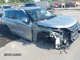 2022 Mitsubishi Outlander ES z VIN JA4J4TA84NZ028508, wystawiony jako IAAI lot #42476353 z przebiegiem 22 837 mil mil oraz . Historia ofert i sprzedaży dostępna na DreamBid. Obrazek 1.