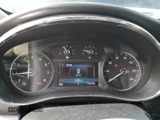 2020 Buick Encore Essence z VIN KL4CJGSB3LB033577, wystawiony jako Copart lot #53960845 z przebiegiem 57 581 mil mil oraz Szkody całkowita. Historia ofert i sprzedaży dostępna na DreamBid. Obrazek 9.