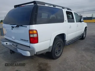 2002 Chevrolet Suburban LT with VIN 3GNFK16T72G327657, listed as a IAAI auction lot 42803663 with Not provided miles and . Bid and sale history available at DreamBid. Image 4.
