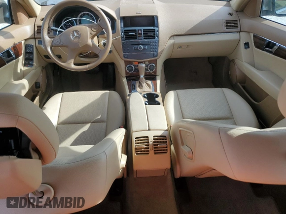 2008 Mercedes-Benz C 300 Sport с VIN WDDGF54X98F052663, выставлен на аукционе Copart как лот 60265725 с пробегом 82 912 миль миль и Списание • Salvage title. История ставок и продаж доступна на DreamBid. Изображение 8.