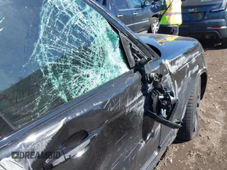 2018 Land Rover Range Rover HSE с VIN SALGS2SV4JA516055, выставлен на аукционе IAAI как лот 41671805 с пробегом 55 104 миль миль и . История ставок и продаж доступна на DreamBid. Изображение 16.