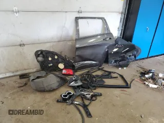 2015 Jeep Cherokee Latitude z VIN 1C4PJMCB1FW630468, wystawiony jako Copart lot #53066305 z przebiegiem 103 260 mil mil oraz Szkoda całkowita • Salvage title. Historia ofert i sprzedaży dostępna na DreamBid. Obrazek 13.