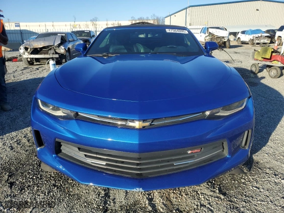 2017 Chevrolet Camaro 2LT with VIN 1G1FD3DS0H0116136, listed as a Copart auction lot 47564095 with 98,706 mi miles and Salvage Title. Bid and sale history available at carsss.com. Image 5.