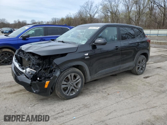 2021 Kia Seltos LX with VIN KNDEPCAA6M7104905, listed as a Copart auction lot 51917725 with 77,676 mi miles and Salvage Title. Bid and sale history available at carsss.com. Image 1.