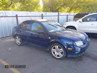 2001 Volkswagen Jetta z VIN 3VWTG29M31M046590, wystawiony jako IAAI lot #40417766 z przebiegiem 188 790 mil mil oraz . Historia ofert i sprzedaży dostępna na DreamBid. Obrazek 1.