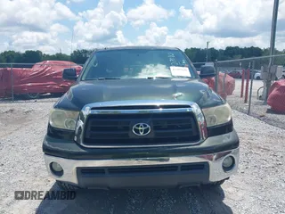 2010 Toyota Tundra z VIN 5TFRM5F19AX001732, wystawiony jako IAAI lot #42397135 z przebiegiem 191 780 mil mil oraz . Historia ofert i sprzedaży dostępna na DreamBid. Obrazek 12.