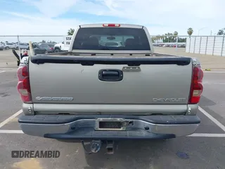 2003 Chevrolet Silverado 1500 LT with VIN 2GCEK19T131364293, listed as a IAAI auction lot 42025176 with 291,932 mi miles. Bid and sale history available at carsss.com. Image 17.