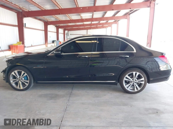 2017 Mercedes-Benz C 350e with VIN 55SWF4HB9HU231092, listed as a IAAI auction lot 42056287 with 103,264 mi miles and . Bid and sale history available at DreamBid. Image 15.