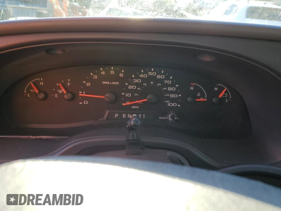 2006 Ford Econoline Passenger XL with VIN 1FBSS31L96HA80345, listed as a Copart auction lot 81589294 with Not Provided miles and Salvage Title. Bid and sale history available at carsss.com. Image 9.