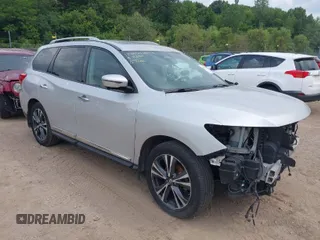2017 Nissan Pathfinder SV z VIN 5N1DR2MM5HC604231, wystawiony jako IAAI lot #39926173 z przebiegiem 135 237 mil mil oraz . Historia ofert i sprzedaży dostępna na DreamBid. Obrazek 1.