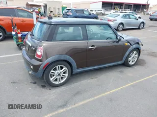 2012 MINI Hardtop with VIN WMWSU3C58CT261401, listed as a IAAI auction lot 42191548 with 96,115 mi miles and . Bid and sale history available at DreamBid. Image 4.
