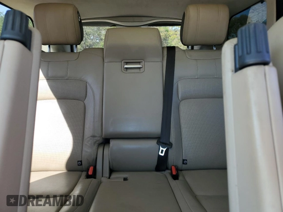 2018 Land Rover Range Rover HSE with VIN SALGS2RK1JA383444, listed as a Copart auction lot 48843825 with 186,706 mi miles and Clean title. Bid and sale history available at DreamBid. Image 10.