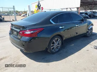 2018 Nissan Altima SV with VIN 1N4AL3AP7JC202705, listed as a IAAI auction lot 41883715 with 50,382 mi miles and . Bid and sale history available at carsss.com. Image 4.
