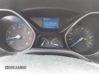 2012 Ford Focus SE with VIN 1FAHP3F25CL122340, listed as a IAAI auction lot 42070565 with 186,662 mi miles. Bid and sale history available at carsss.com. Image 7.