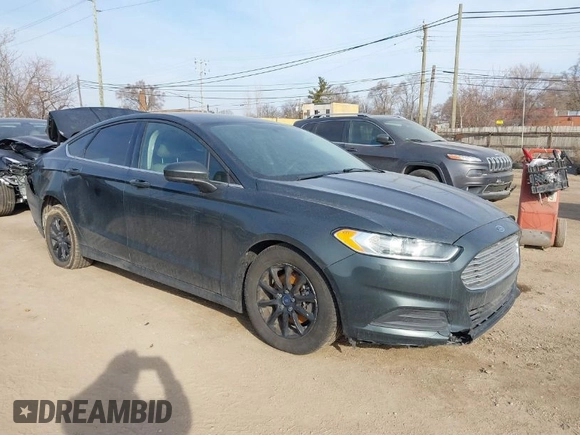 2016 Ford Fusion S with VIN 3FA6P0G75GR152204, listed as a IAAI auction lot 41810291 with 179,879 mi miles. Bid and sale history available at carsss.com. Image 1.
