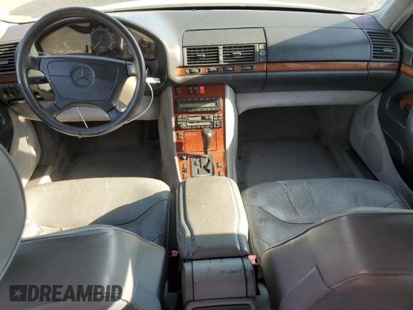 1997 Mercedes-Benz S 320/430/500 z VIN WDBGA33G4VA334750, wystawiony jako Copart lot #84726674 z przebiegiem 256 678 mil mil oraz Czysty tytuł • Clean title. Historia ofert i sprzedaży dostępna na DreamBid. Obrazek 8.