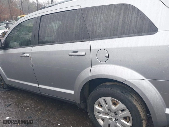 2018 Dodge Journey SE with VIN 3C4PDCAB3JT526843, listed as a IAAI auction lot 41359511 with 231,471 mi miles. Bid and sale history available at carsss.com. Image 14.