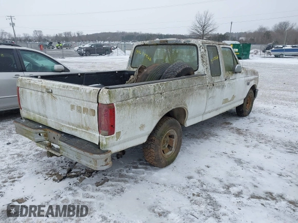 1992 Ford F-150 with VIN 1FTEX15Y5NKB85499, listed as a IAAI auction lot 41622266 with Not provided miles and . Bid and sale history available at DreamBid. Image 4.