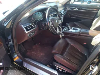 2017 BMW 7 Series 740i xDrive with VIN WBA7E4C58HGU99127, listed as a Copart auction lot 70320002 with 62,489 mi miles. Bid and sale history available at carsss.com. Image 7.