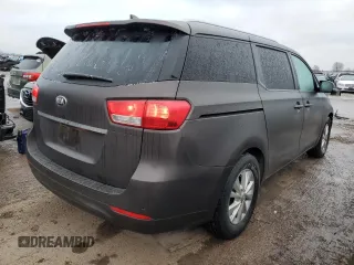 2017 Kia Sedona LX with VIN KNDMB5C15H6248167, listed as a Copart auction lot 43822195 with 101,541 mi miles and Salvage Title. Bid and sale history available at carsss.com. Image 3.