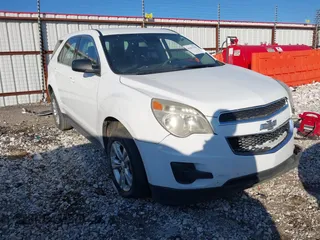 2014 Chevrolet Equinox LS z VIN 1GNALAEK5EZ129079, wystawiony jako IAAI lot #41412781 z przebiegiem 142 130 mil mil oraz . Historia ofert i sprzedaży dostępna na DreamBid. Obrazek 1.