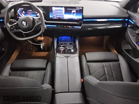 2024 BMW 5 Series 530i xDrive with VIN WBA53FJ03RCP96427, listed as a Copart auction lot 52829235 with 14,017 mi miles and Clean Title. Bid and sale history available at carsss.com. Image 8.