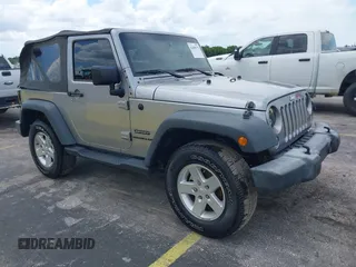 2017 Jeep Wrangler Sport z VIN 1C4AJWAG5HL612799, wystawiony jako IAAI lot #42400375 z przebiegiem Nie podano mil oraz . Historia ofert i sprzedaży dostępna na DreamBid. Obrazek 1.