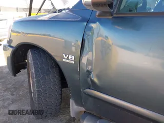 2004 Nissan Titan LE with VIN 1N6AA07A74N568235, listed as a IAAI auction lot 41713080 with 187,318 mi miles and . Bid and sale history available at DreamBid. Image 6.