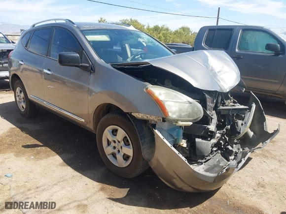 2014 Nissan Rogue Select S with VIN JN8AS5MTXEW616166, listed as a IAAI auction lot 41928390 with 204,597 mi miles. Bid and sale history available at carsss.com. Image 1.