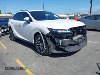 2024 Lexus RX 350h z VIN 2T2BBMCA8RC035933, wystawiony jako IAAI lot #42249750 z przebiegiem 33 181 mil mil oraz . Historia ofert i sprzedaży dostępna na DreamBid. Obrazek 1.