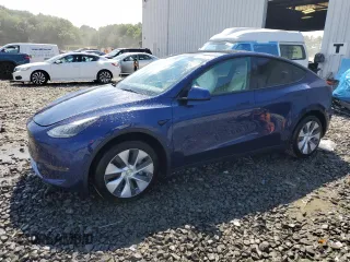 2024 Tesla Model Y Long Range z VIN 7SAYGAEE9RF072132, wystawiony jako Copart lot #59708474 z przebiegiem 341 mil mil oraz Szkoda całkowita • Salvage title. Historia ofert i sprzedaży dostępna na DreamBid. Obrazek 1.