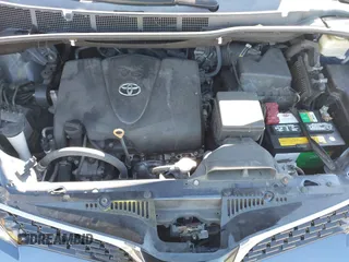 2018 Toyota Sienna SE with VIN 5TDXZ3DC8JS950681, listed as a IAAI auction lot 41389662 with 112,661 mi miles and . Bid and sale history available at DreamBid. Image 10.