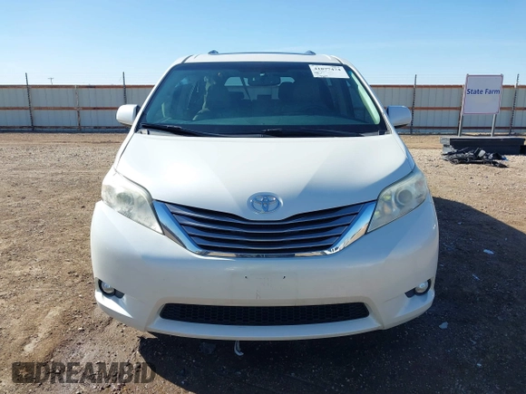 2017 Toyota Sienna XLE Auto Access Seat with VIN 5TDYZ3DC2HS806686, listed as a IAAI auction lot 41877474 with 72,011 mi miles. Bid and sale history available at carsss.com. Image 13.
