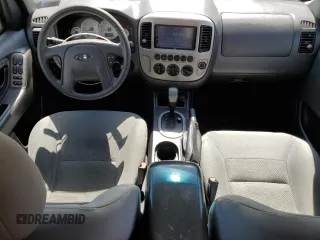 2006 Ford Escape Hybrid with VIN 1FMCU96H06KD03730, listed as a Copart auction lot 52585995 with 189,363 mi miles and Salvage title. Bid and sale history available at DreamBid. Image 8.