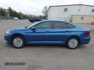 2020 Volkswagen Jetta S z VIN 3VWC57BU2LM086126, wystawiony jako IAAI lot #42054196 z przebiegiem 29 819 mil mil oraz . Historia ofert i sprzedaży dostępna na DreamBid. Obrazek 15.