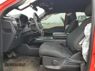 2021 Ford F-150 XL z VIN 1FTEW1EP8MKE10930, wystawiony jako Copart lot #60818745 z przebiegiem Nie podano mil oraz Szkoda całkowita • Salvage title. Historia ofert i sprzedaży dostępna na DreamBid. Obrazek 7.