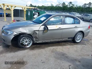 2011 BMW 3 Series 328i xDrive with VIN WBAPK7C5XBF087847, listed as a IAAI auction lot 42178023 with 90,571 mi miles and . Bid and sale history available at DreamBid. Image 14.