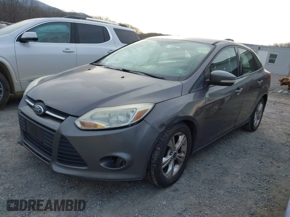 2013 Ford Focus SE with VIN 1FADP3F23DL242069, listed as a IAAI auction lot 41781817 with 265,630 mi miles. Bid and sale history available at carsss.com. Image 6.