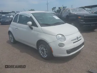 2015 FIAT 500 Pop with VIN 3C3CFFAR7FT609808, listed as a IAAI auction lot 42019321 with 1 mi miles. Bid and sale history available at carsss.com. Image 1.