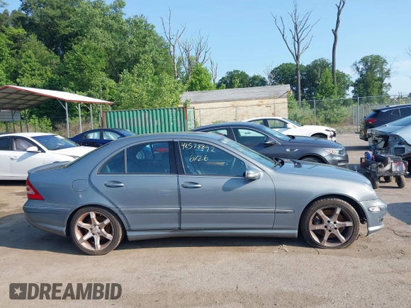 2007 Mercedes-Benz C 230 Sport with VIN WDBRF52H37F870823, listed as a IAAI auction lot 42578892 with 226,066 mi miles and . Bid and sale history available at DreamBid. Image 12.