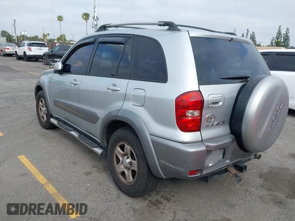 2005 Toyota RAV4 with VIN JTEHD20V750051092, listed as a IAAI auction lot 42083255 with 201,783 mi miles. Bid and sale history available at carsss.com. Image 3.