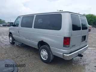 2006 Ford Econoline Passenger XL z VIN 1FBNE31L26DB31891, wystawiony jako IAAI lot #42535613 z przebiegiem 160 095 mil mil oraz . Historia ofert i sprzedaży dostępna na DreamBid. Obrazek 3.