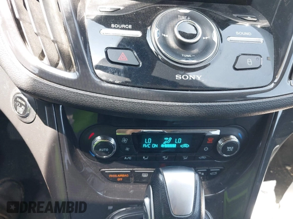 2015 Ford Escape Titanium с VIN 1FMCU0J92FUB25268, выставлен на аукционе IAAI как лот 42489681 с пробегом 139 809 миль миль и . История ставок и продаж доступна на DreamBid. Изображение 17.