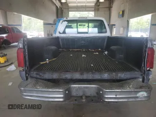 2008 Ford F-350 z VIN 1FTWF30568EA31774, wystawiony jako Copart lot #48388665 z przebiegiem 327 751 mil mil oraz Szkoda całkowita • Salvage title. Historia ofert i sprzedaży dostępna na DreamBid. Obrazek 6.