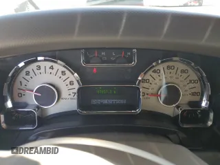 2013 Ford Expedition Limited с VIN 1FMJU1K54DEF41175, выставлен на аукционе Copart как лот 54819105 с пробегом 167 837 миль миль и На запчасти • Non repairable. История ставок и продаж доступна на DreamBid. Изображение 9.