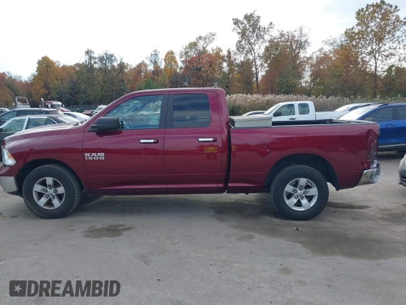 2017 Ram 1500 SLT z VIN 1C6RR6GG8HS747159, wystawiony jako IAAI lot #40783594 z przebiegiem 184 719 mil mil oraz . Historia ofert i sprzedaży dostępna na DreamBid. Obrazek 14.